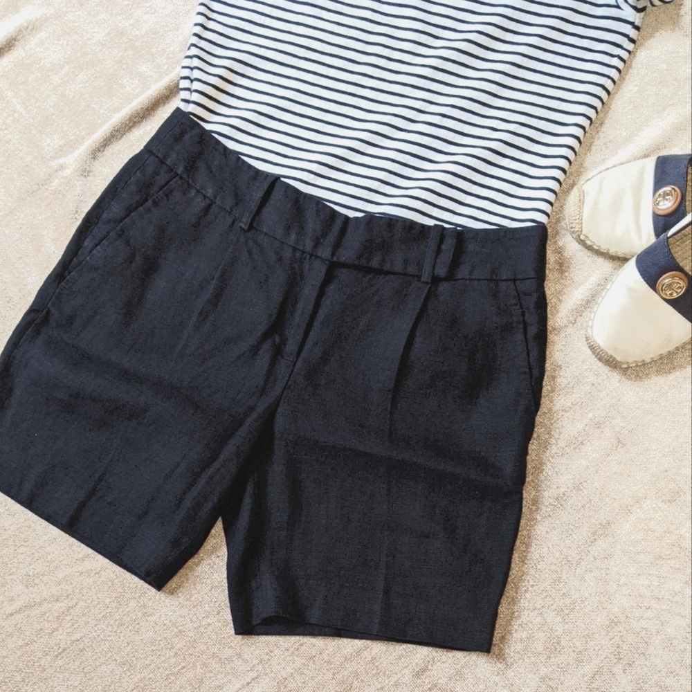 Michael Kors dark navy blue linen shorts size 4